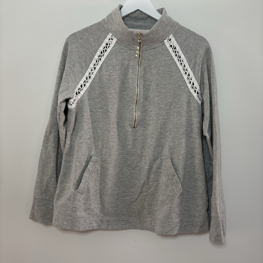 Lilly Pulitzer Skipper Popover Seaside Gray White Lace 1/2 Zip Pullover Large - Picture 2 of 11